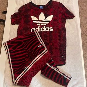 Women’s adidas set